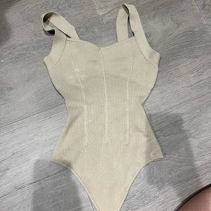 Abercrombie rib knit v-neck bodysuit